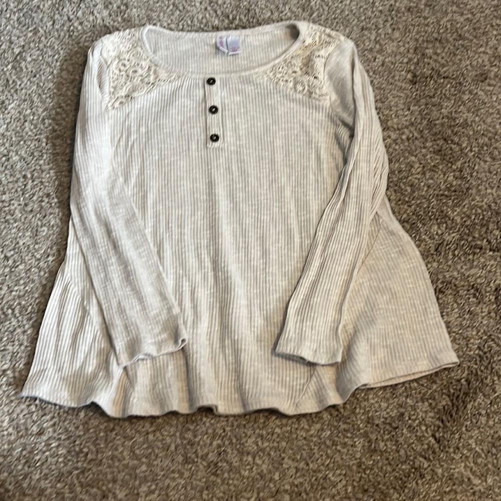 Youth long sleeve shirt size 10/12 from Xhiliration